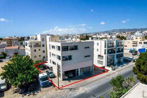 479m2 Commercial property in Paphos, Cyprus No. 37956