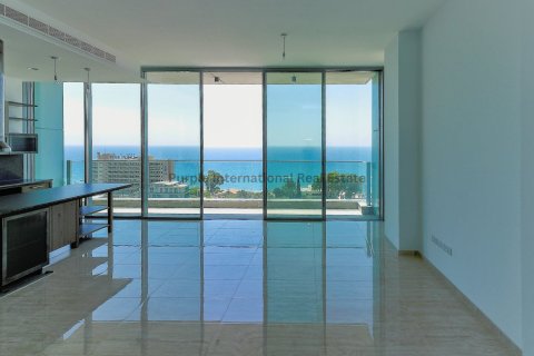 3 bedrooms Apartment in Agios Tychonas, Limassol, Cyprus No. 8099