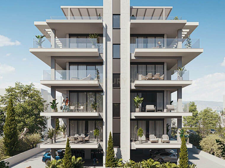 3 bedrooms Penthouse in Limassol, Cyprus No. 35472