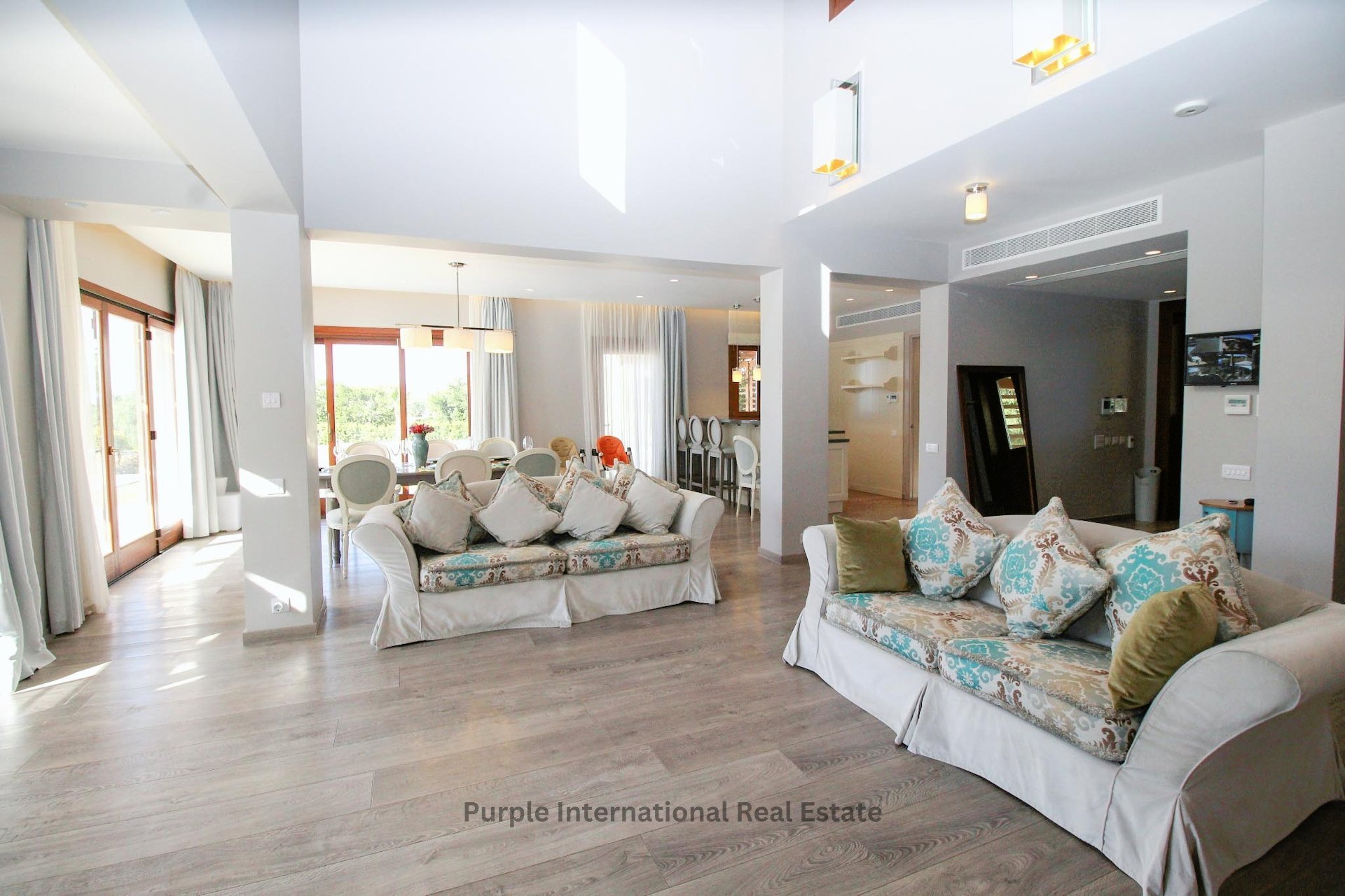 6 chambres Villa à Aphrodite Hills, Kouklia, Paphos, Chypre No. 36163