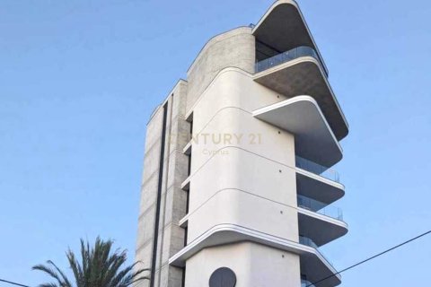 2 bedrooms Apartment in Larnaca, Larnaka, Cyprus No. 57168