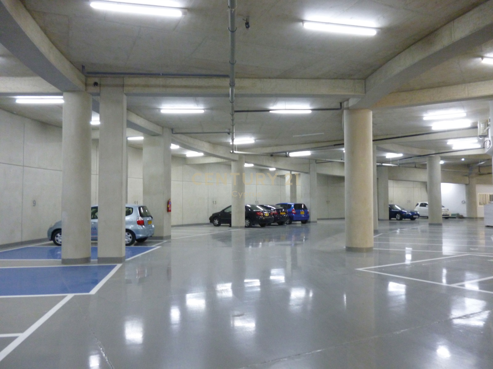 330m2 Bureau à Agios Athanasios, Limassol, Chypre No. 55481