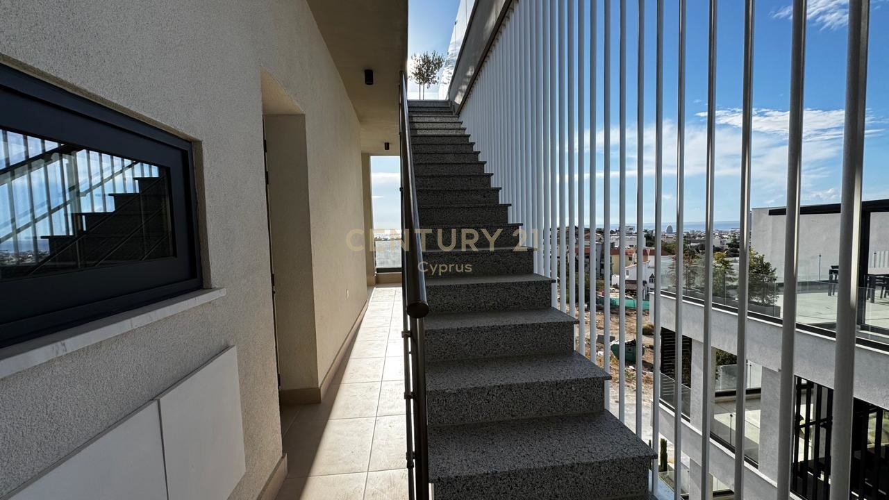 4 bedrooms Penthouse in Agios Athanasios, Limassol, Cyprus No. 53866