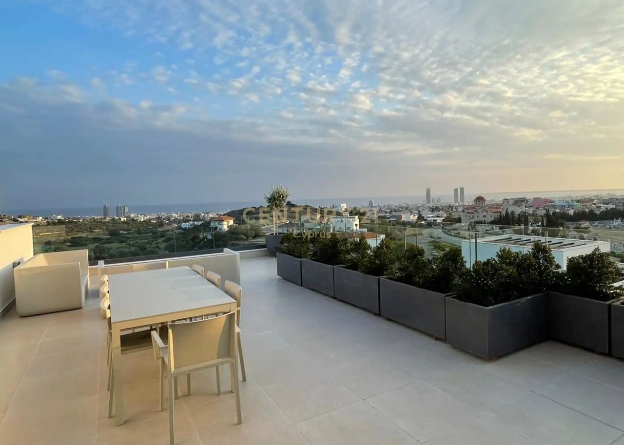 4 bedrooms Penthouse in Agios Athanasios, Limassol, Cyprus No. 53866