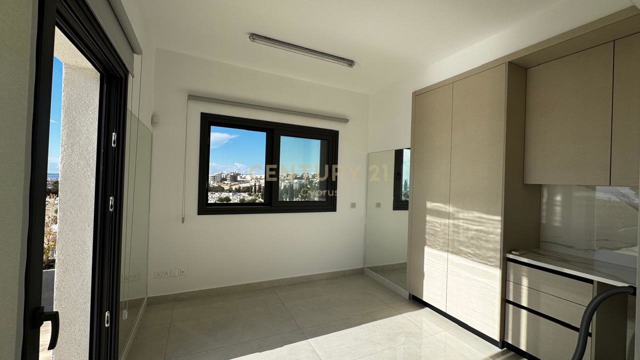 4 bedrooms Penthouse in Agios Athanasios, Limassol, Cyprus No. 53866