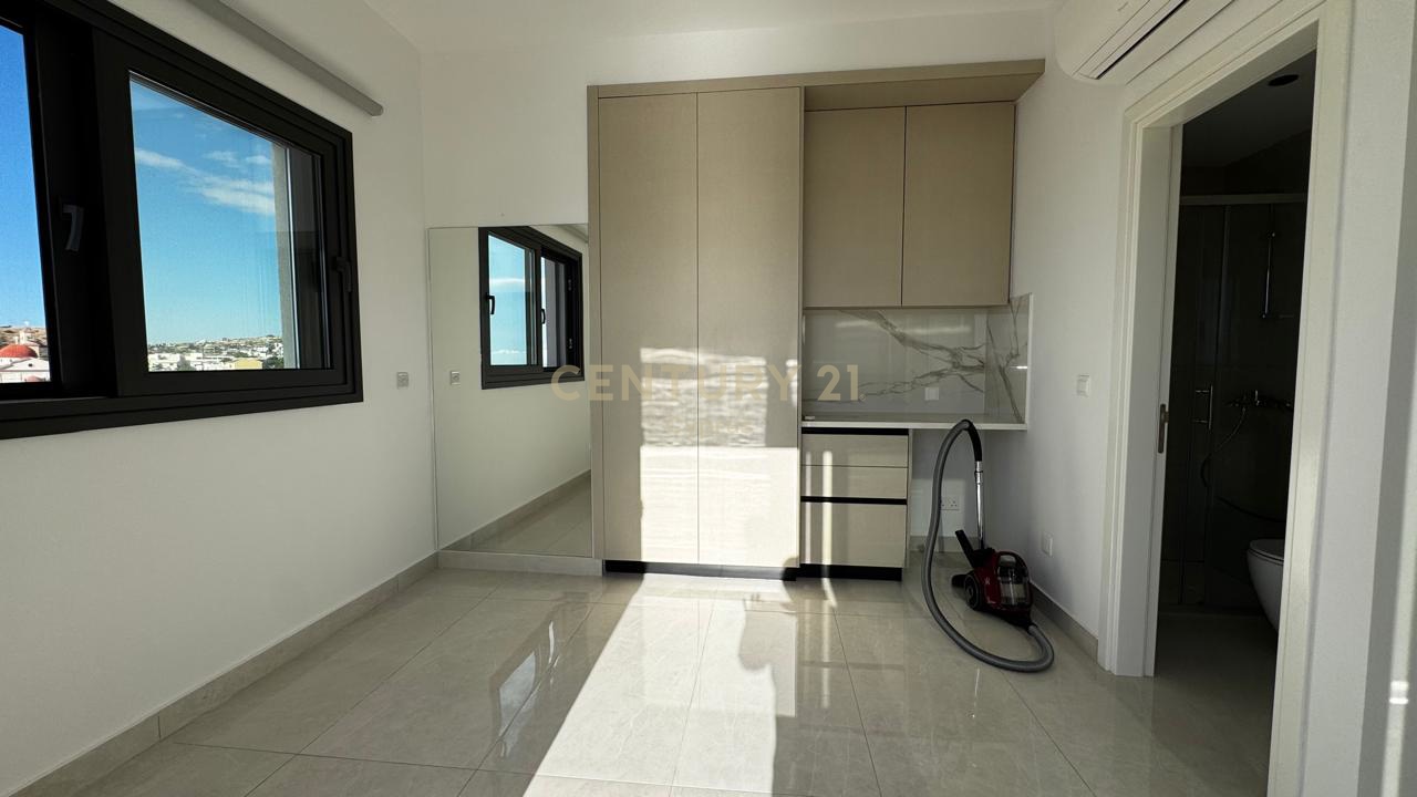 4 bedrooms Penthouse in Agios Athanasios, Limassol, Cyprus No. 53866