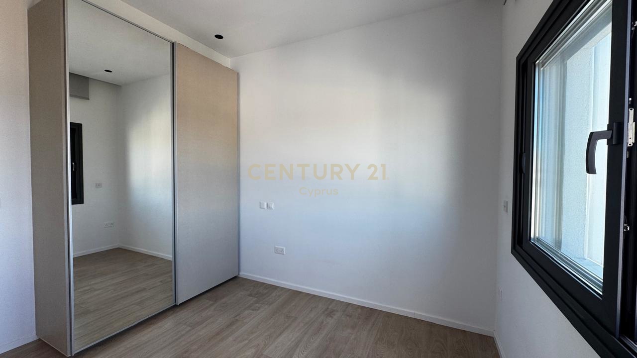 4 bedrooms Penthouse in Agios Athanasios, Limassol, Cyprus No. 53866