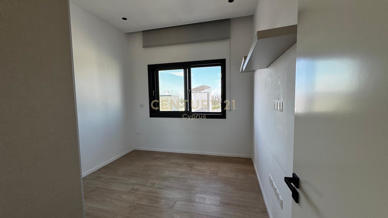 4 bedrooms Penthouse in Agios Athanasios, Limassol, Cyprus No. 53866