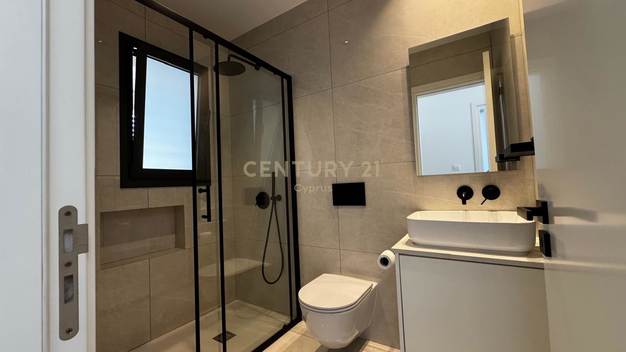 4 bedrooms Penthouse in Agios Athanasios, Limassol, Cyprus No. 53866