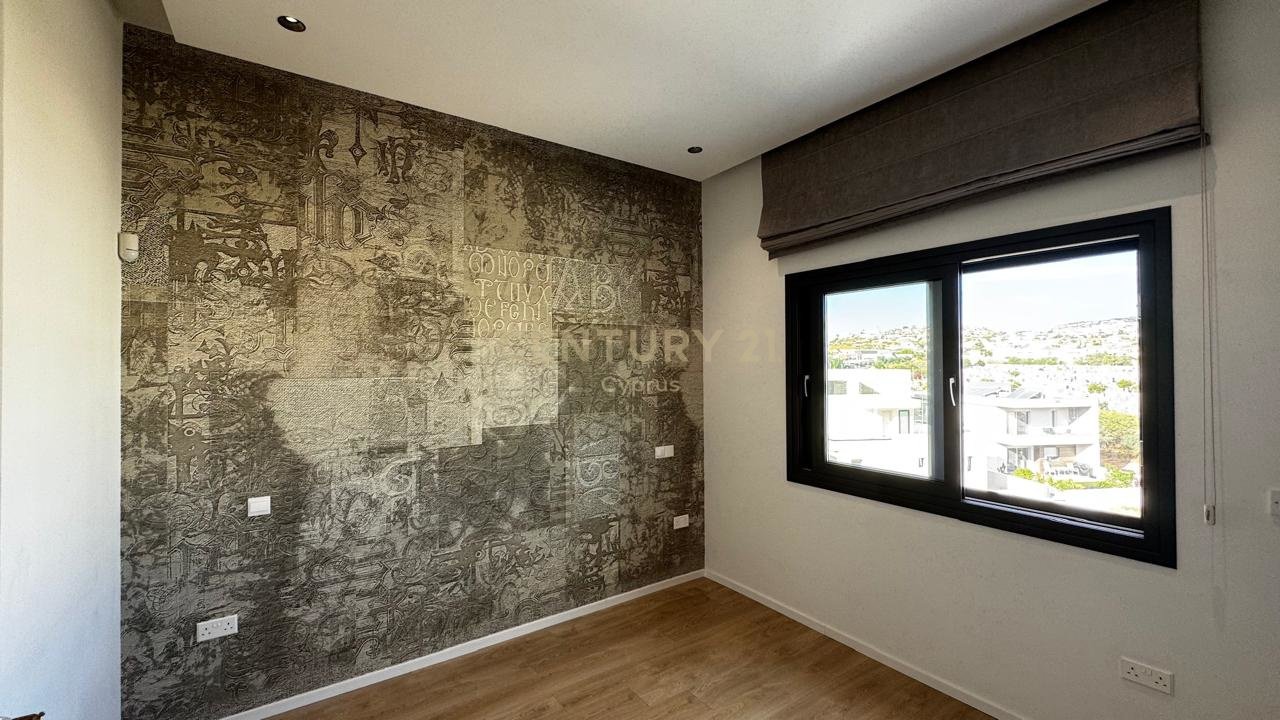 4 bedrooms Penthouse in Agios Athanasios, Limassol, Cyprus No. 53866