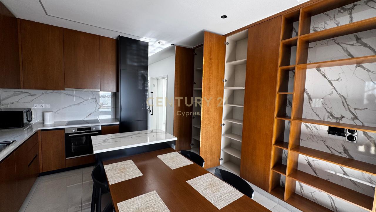 4 bedrooms Penthouse in Agios Athanasios, Limassol, Cyprus No. 53866