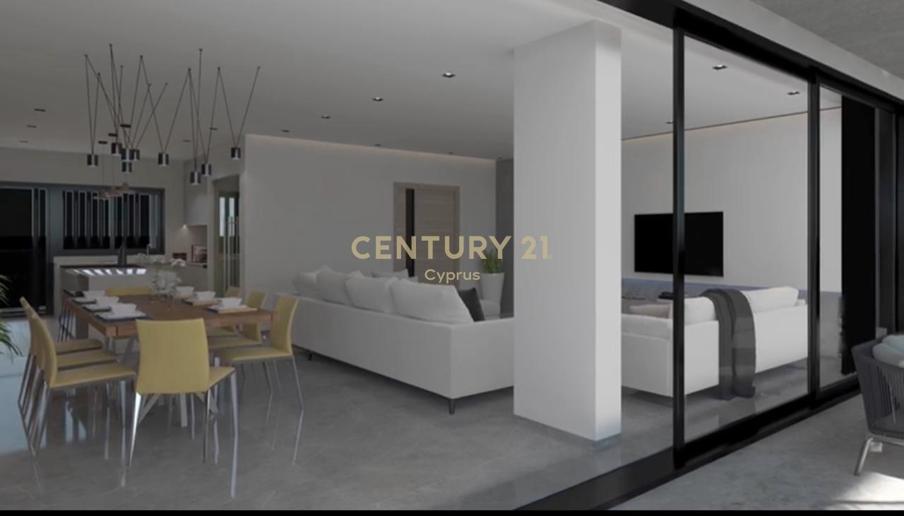 3 bedrooms Apartment in Limassol, Cyprus No. 54159