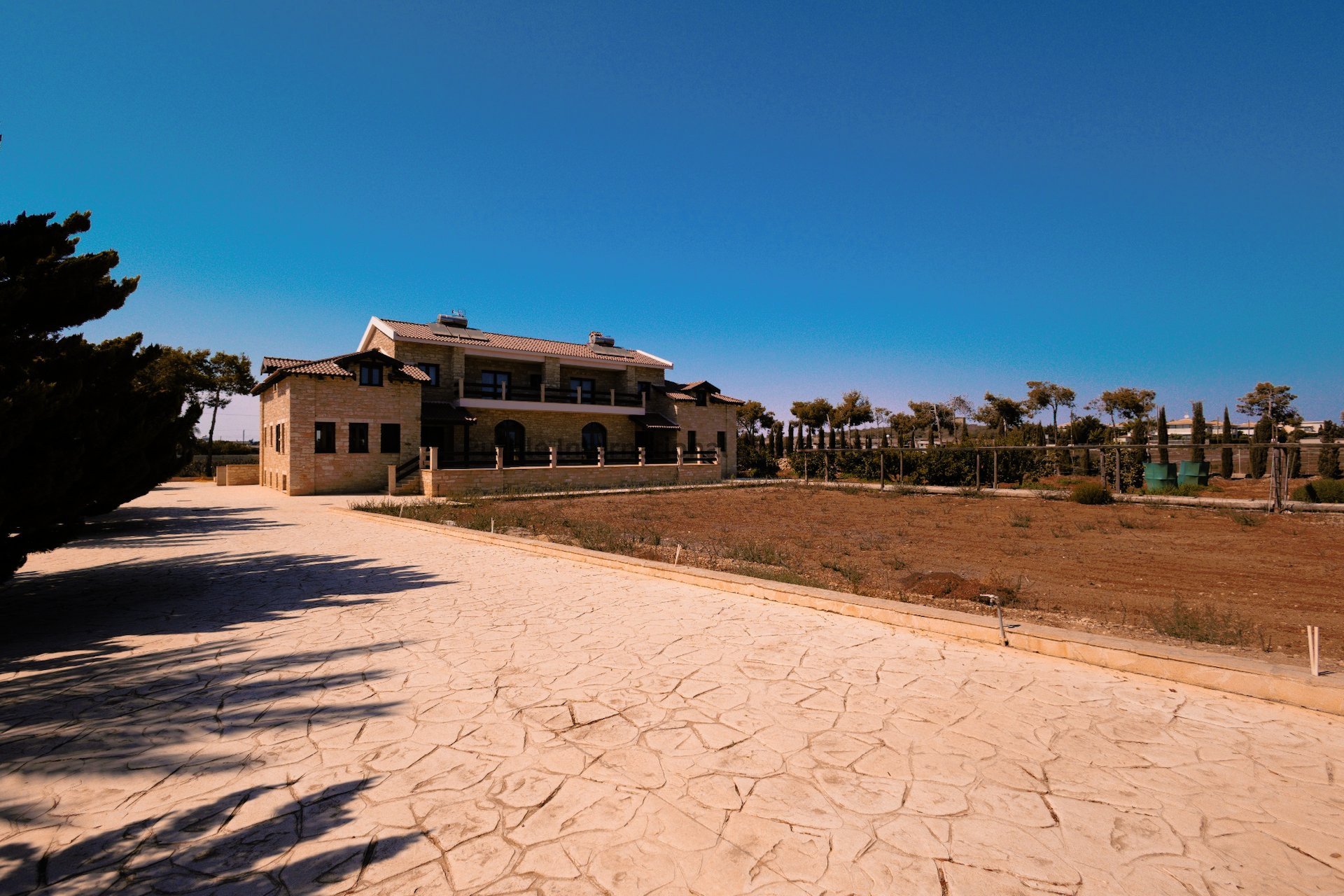 6 chambres Villa à Pervolia, Larnaka, Chypre No. 35055
