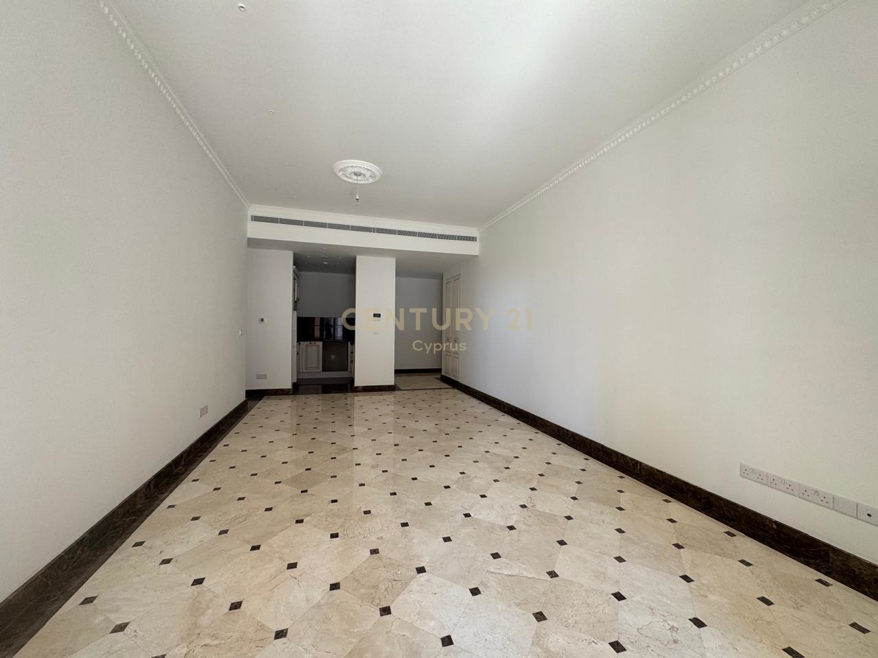 2 bedrooms Apartment in Germasogeia, Limassol, Cyprus No. 30896