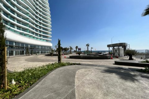 75m2 Tienda en Germasogeia, Limassol, Chipre No. 53410