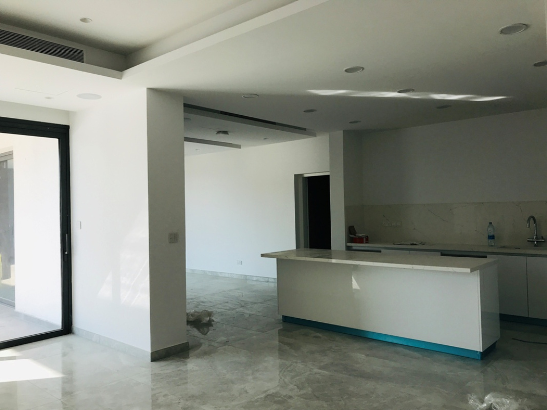 7 rooms Villa in Limassol, Cyprus No. 38506