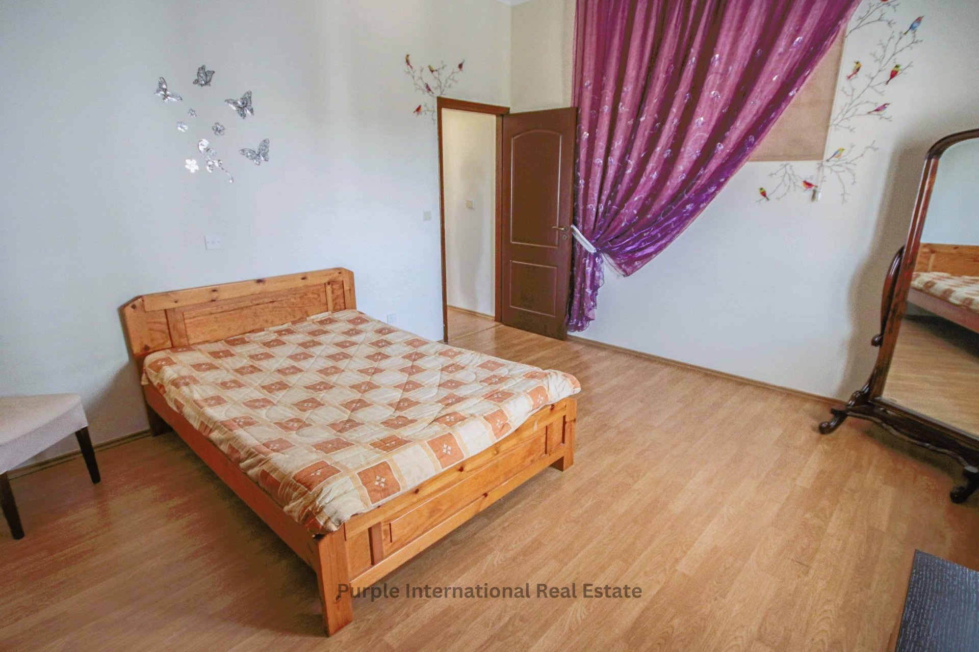 5 chambres Villa à Deryneia, Ammochostos, Chypre No. 36148