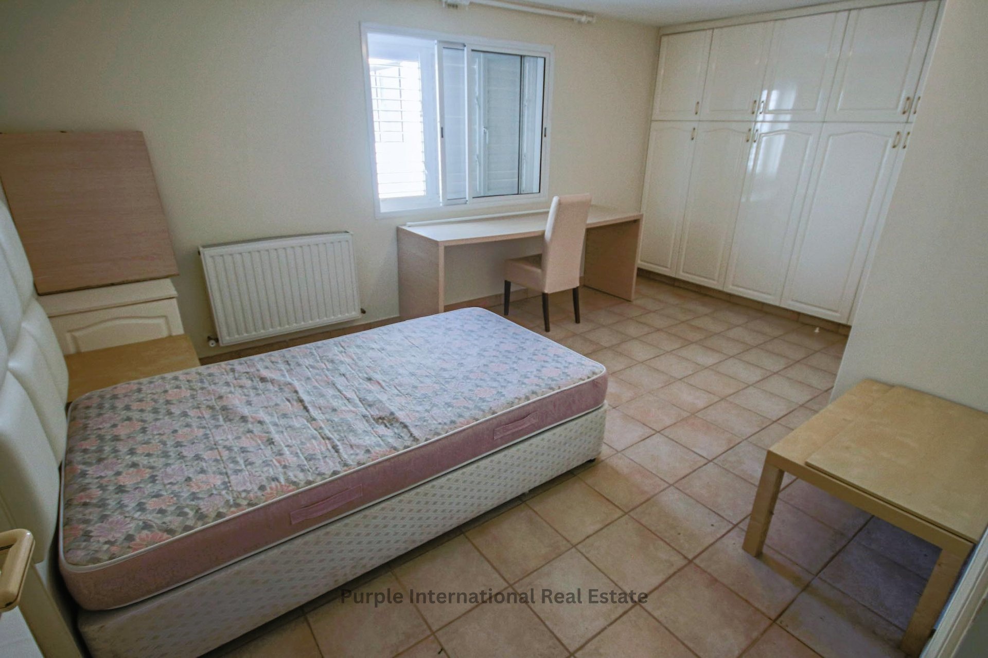 5 chambres Villa à Deryneia, Ammochostos, Chypre No. 36148