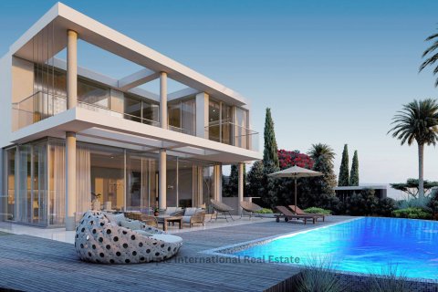 4 bedrooms Villa in Sea Caves, Pegeia, Paphos, Cyprus No. 37093