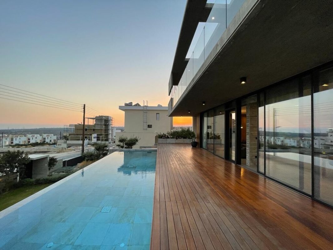 4 rooms Villa in Limassol, Cyprus No. 38953