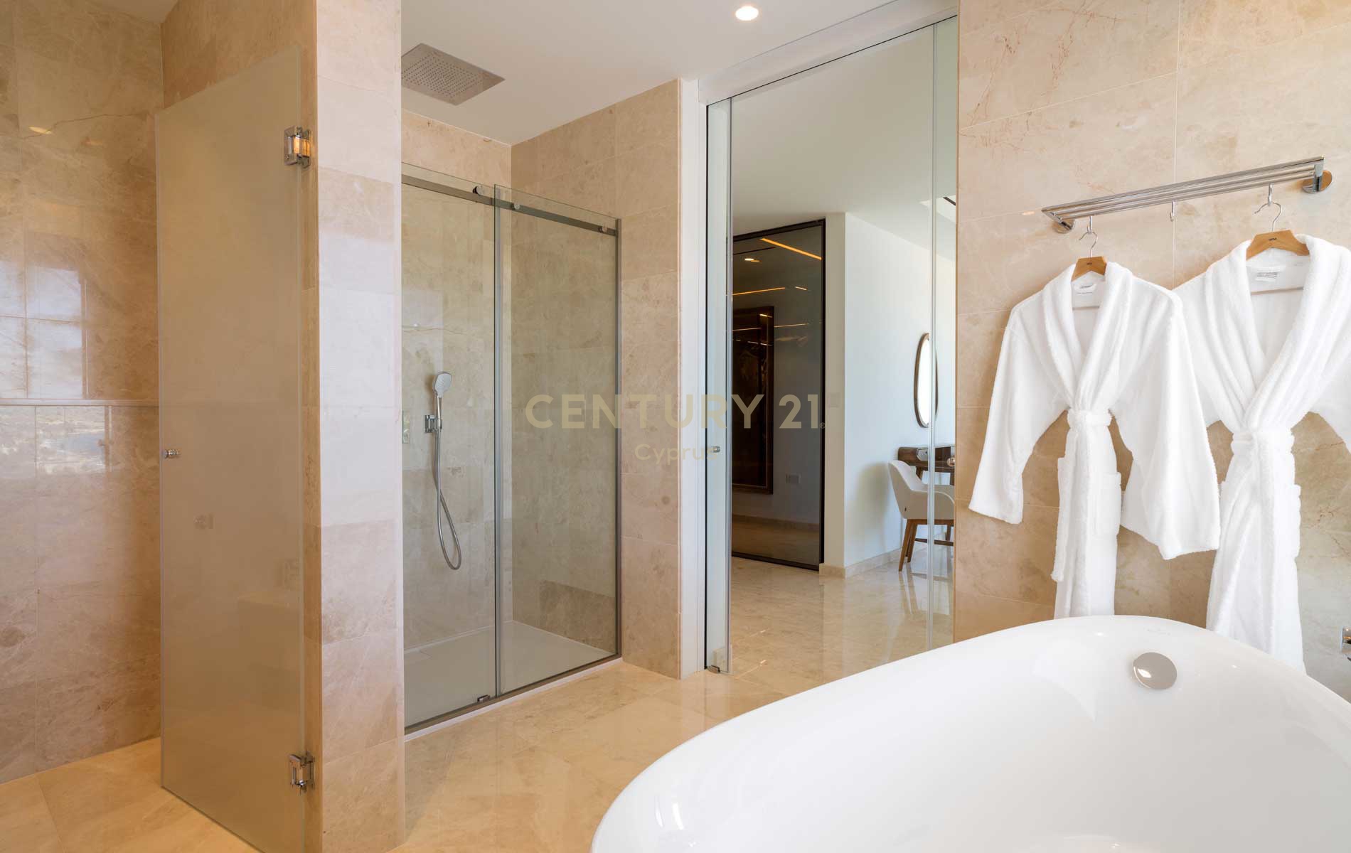 4 bedrooms Penthouse in Pyrgos, Limassol, Cyprus No. 55085