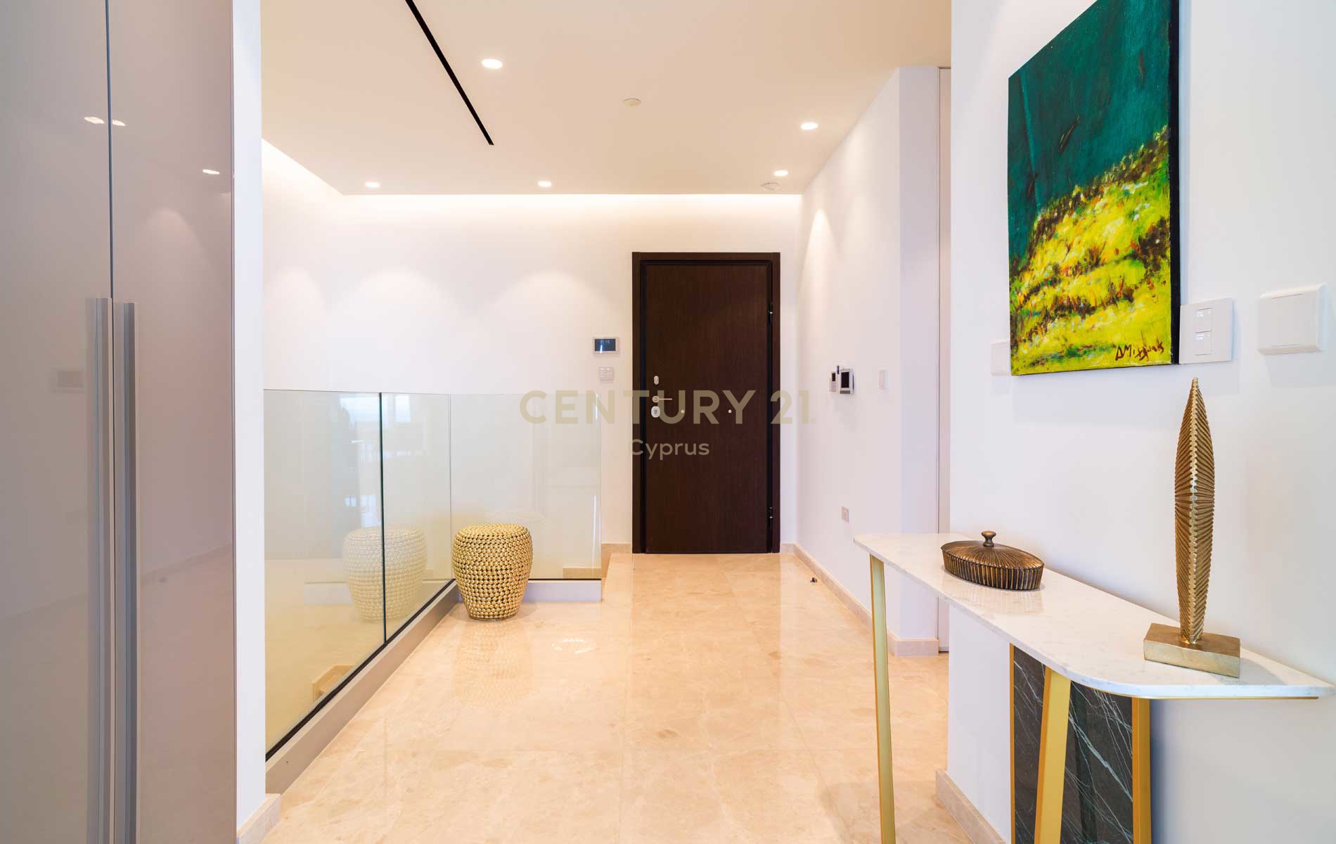 4 bedrooms Penthouse in Pyrgos, Limassol, Cyprus No. 55085