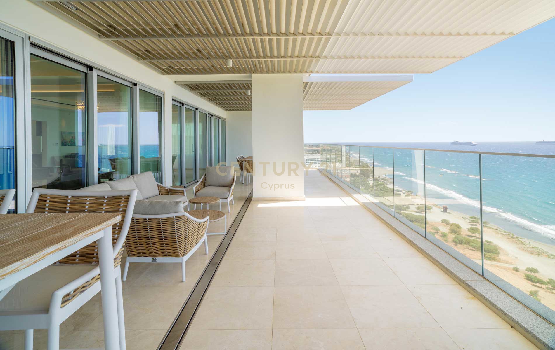 4 bedrooms Penthouse in Pyrgos, Limassol, Cyprus No. 55085
