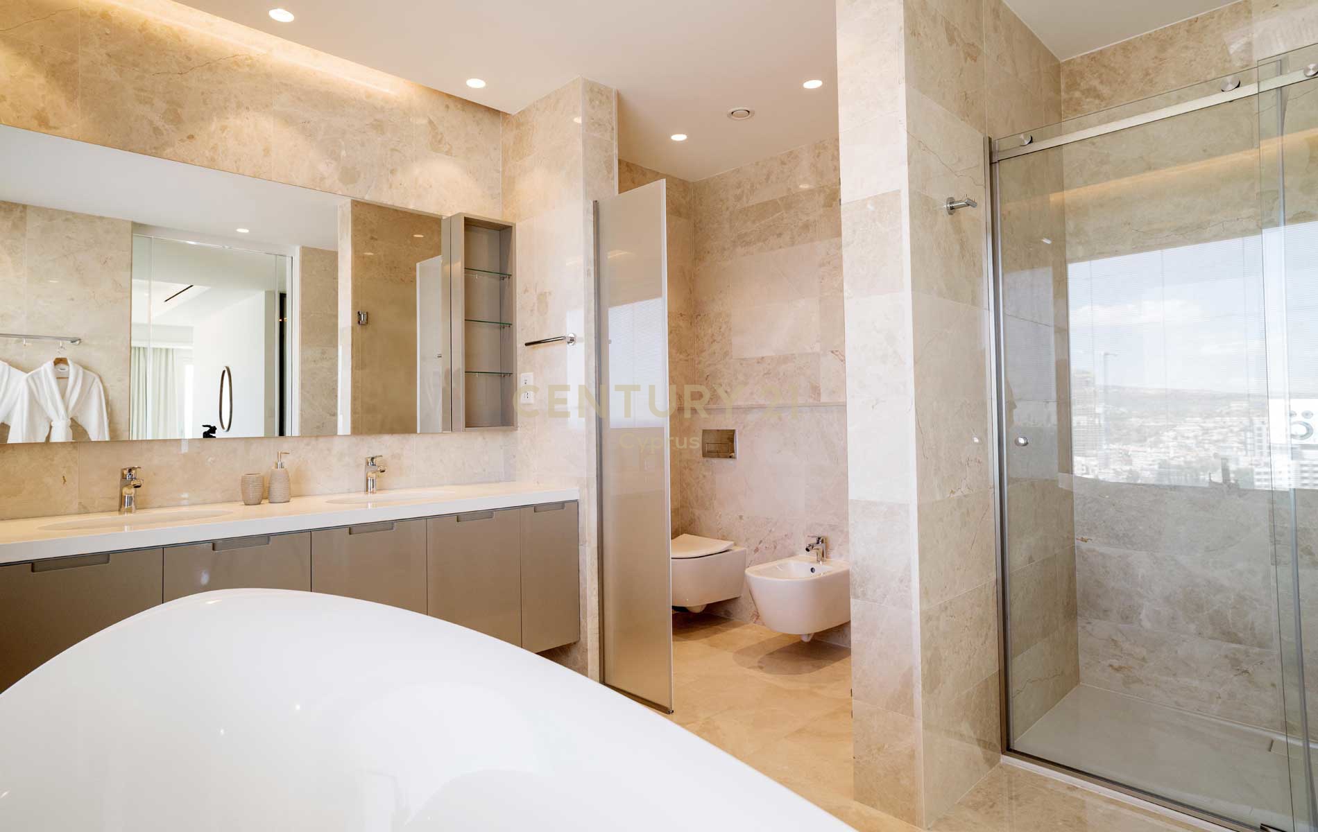 4 bedrooms Penthouse in Pyrgos, Limassol, Cyprus No. 55085