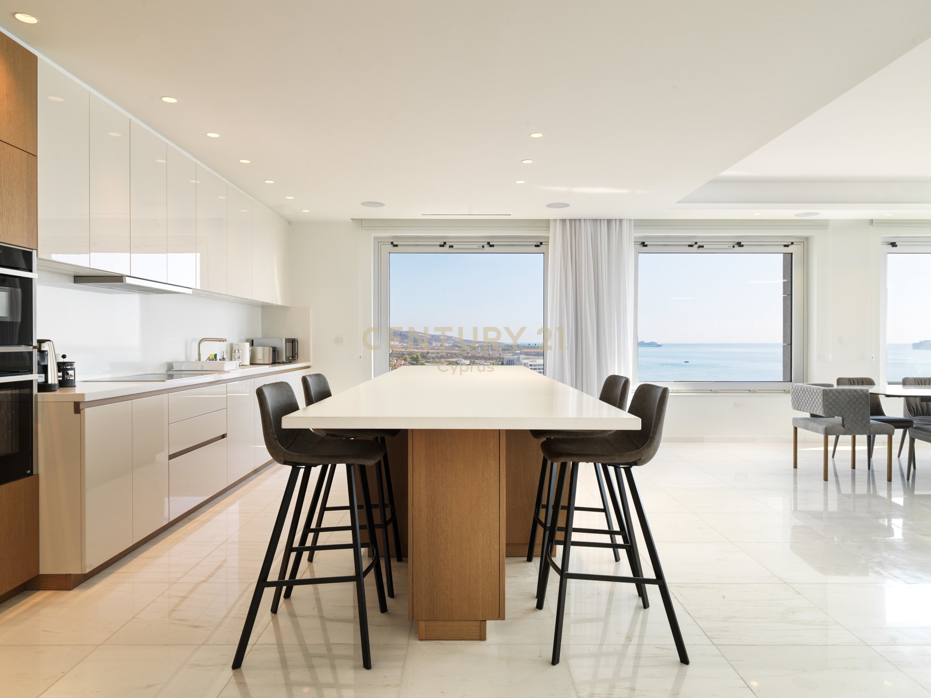 3 bedrooms Apartment in Pyrgos, Limassol, Cyprus No. 55083