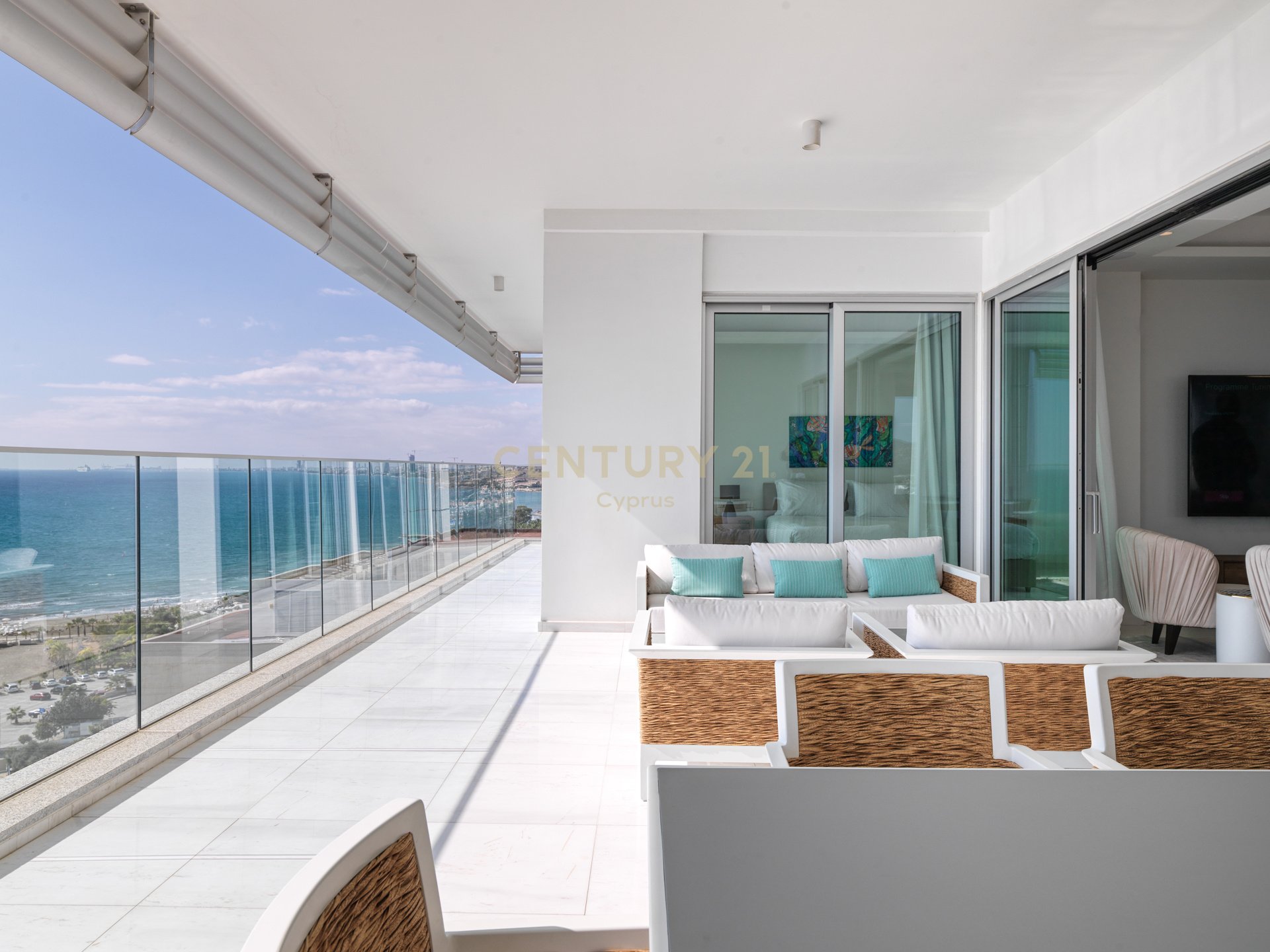3 bedrooms Apartment in Pyrgos, Limassol, Cyprus No. 55083