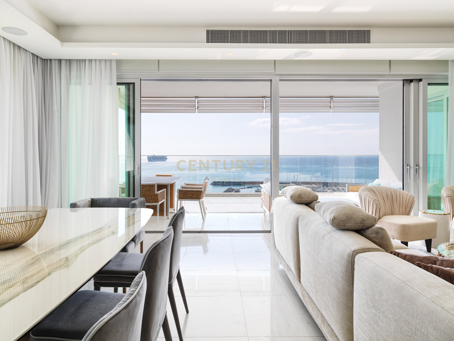 3 bedrooms Apartment in Pyrgos, Limassol, Cyprus No. 55083