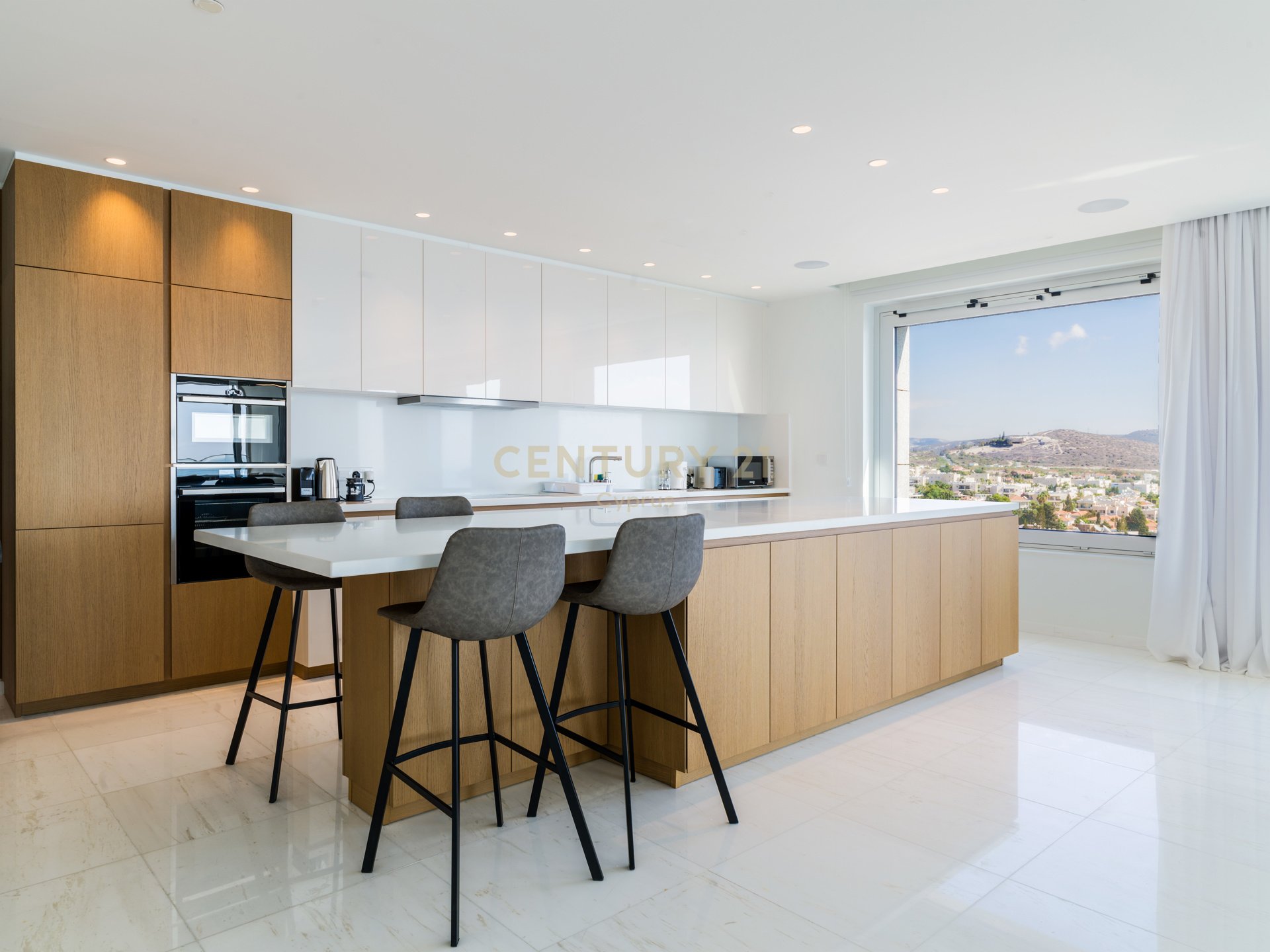 3 bedrooms Apartment in Pyrgos, Limassol, Cyprus No. 55083