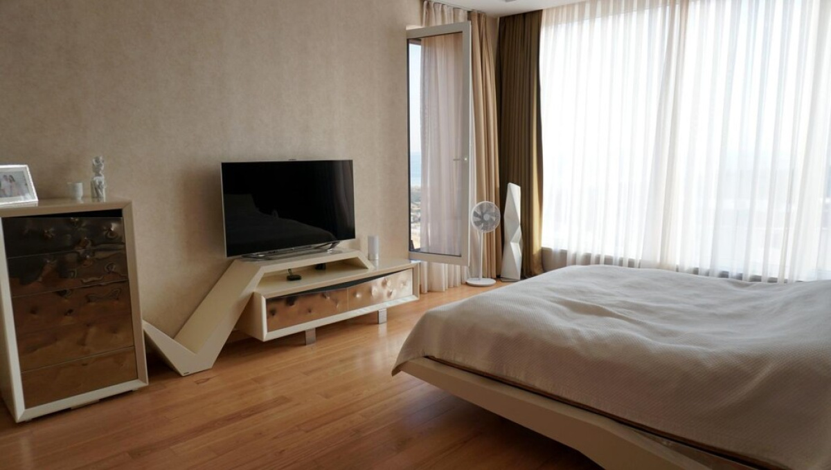 5 bedrooms Villa in Limassol, Cyprus No. 38700