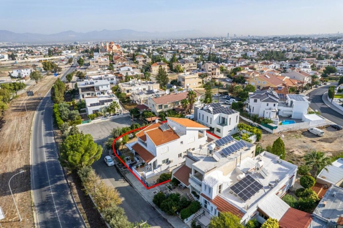 238m2 Villa in Nicosia, Cyprus No. 37914