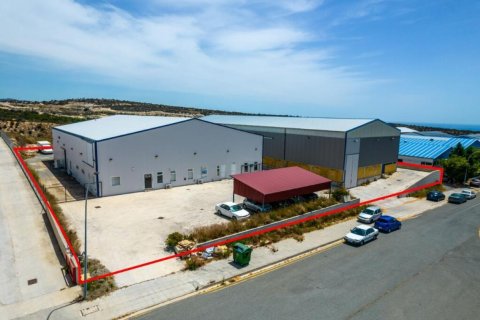 1870m2 Commercial property in Limassol, Cyprus No. 37912