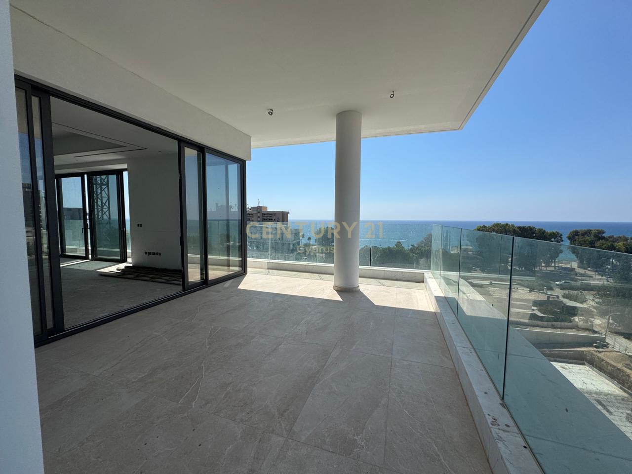 3 bedrooms Penthouse in Agios Tychonas, Limassol, Cyprus No. 55888