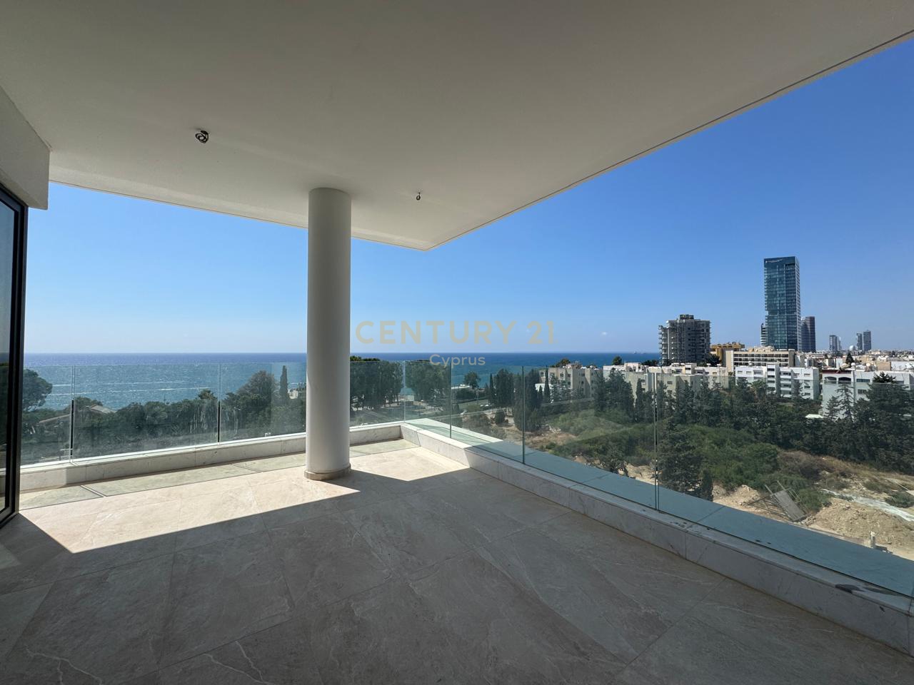 3 bedrooms Penthouse in Agios Tychonas, Limassol, Cyprus No. 55888