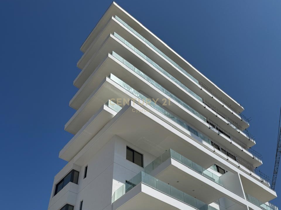 3 bedrooms Penthouse in Agios Tychonas, Limassol, Cyprus No. 55888