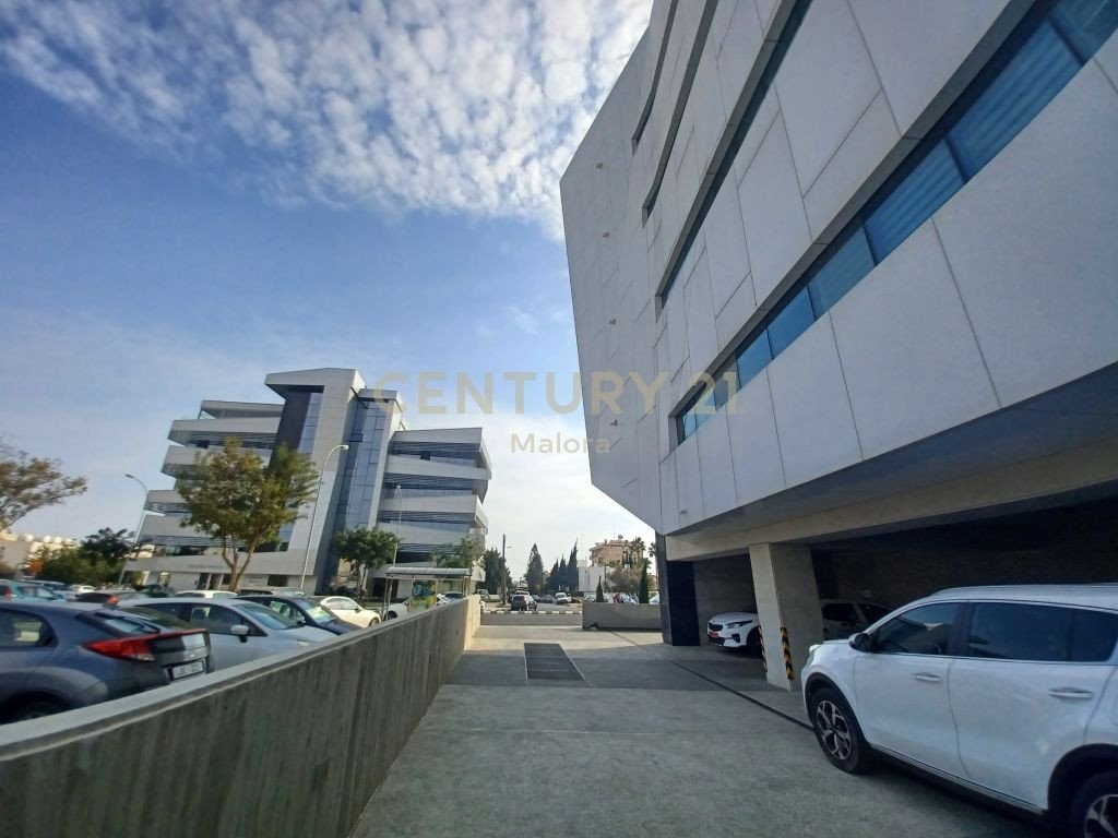 320m2 Oficina en Mesa Geitonia, Limassol, Chipre No. 54121
