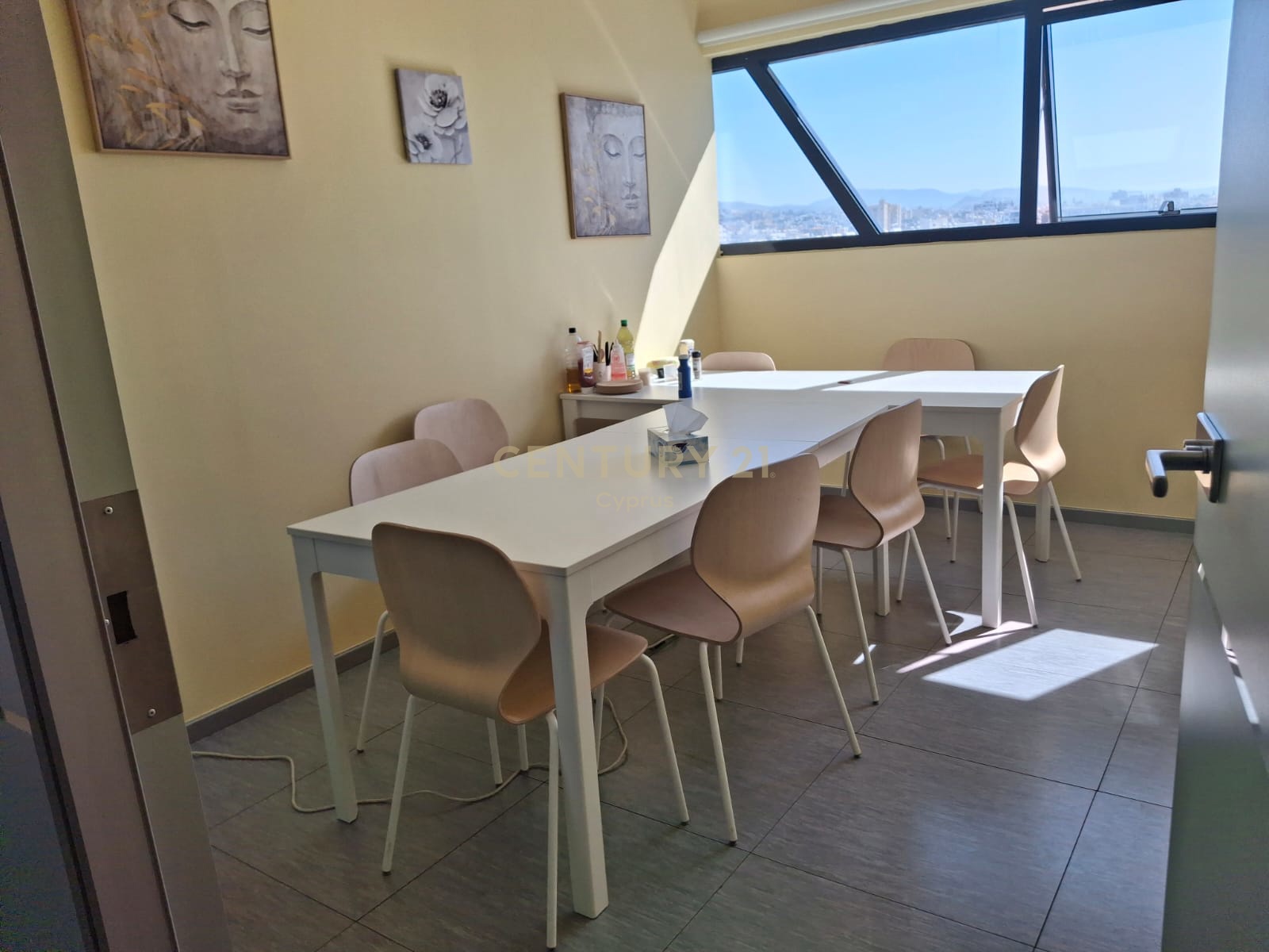 320m2 Oficina en Mesa Geitonia, Limassol, Chipre No. 54121
