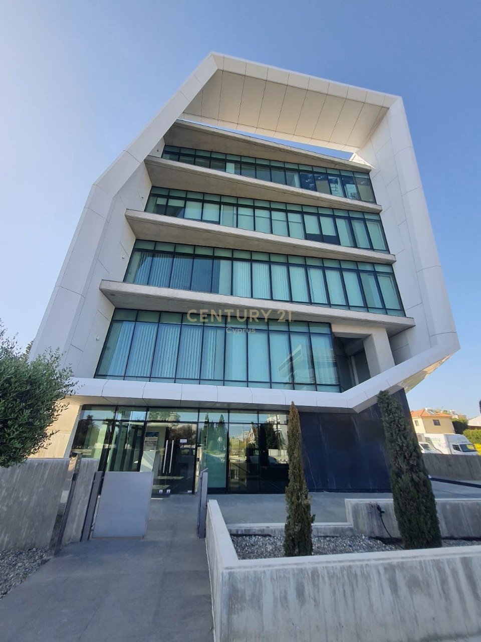 320m2 Oficina en Mesa Geitonia, Limassol, Chipre No. 54121