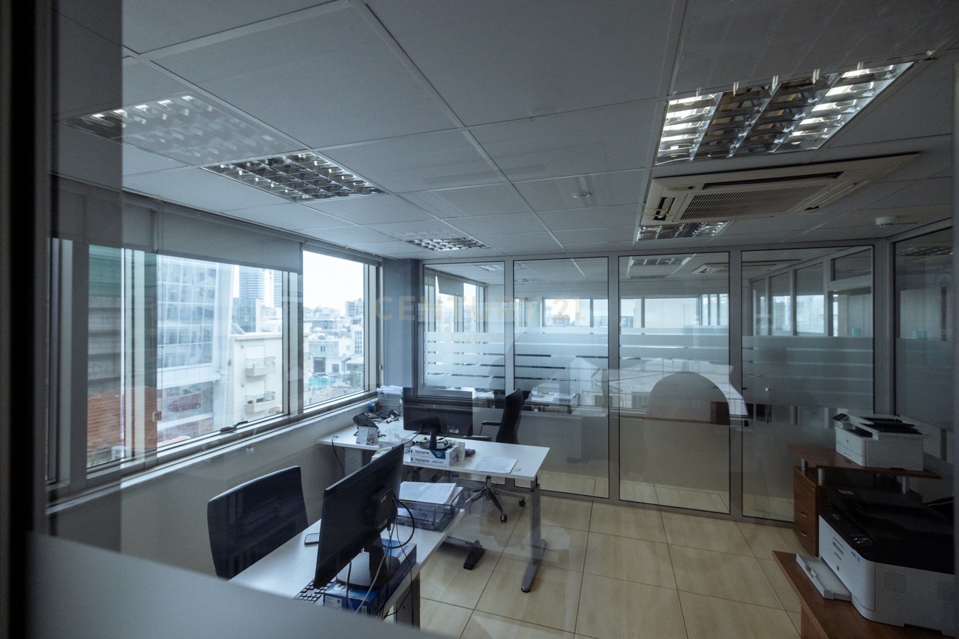 800m2 Local comercial en Limassol, Chipre No. 54120