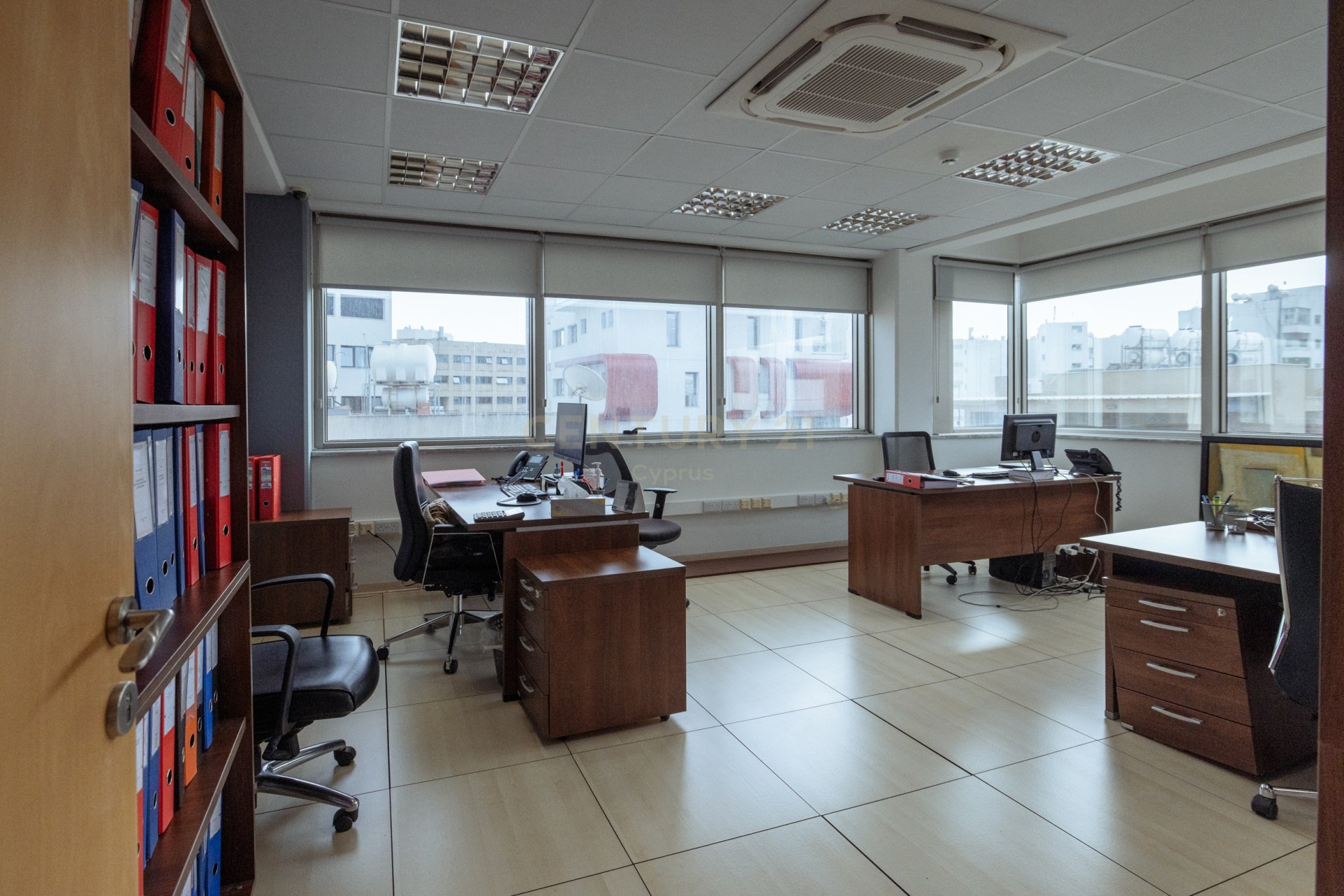 800m2 Local comercial en Limassol, Chipre No. 54120