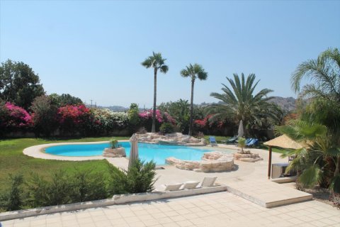 4 bedrooms Villa in Limassol, Cyprus No. 38341