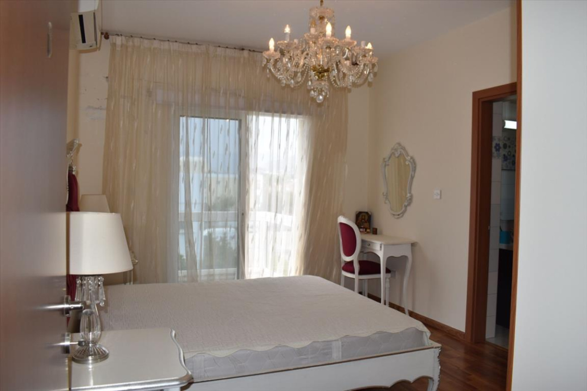 3 bedrooms Apartment in Limassol, Cyprus No. 38340