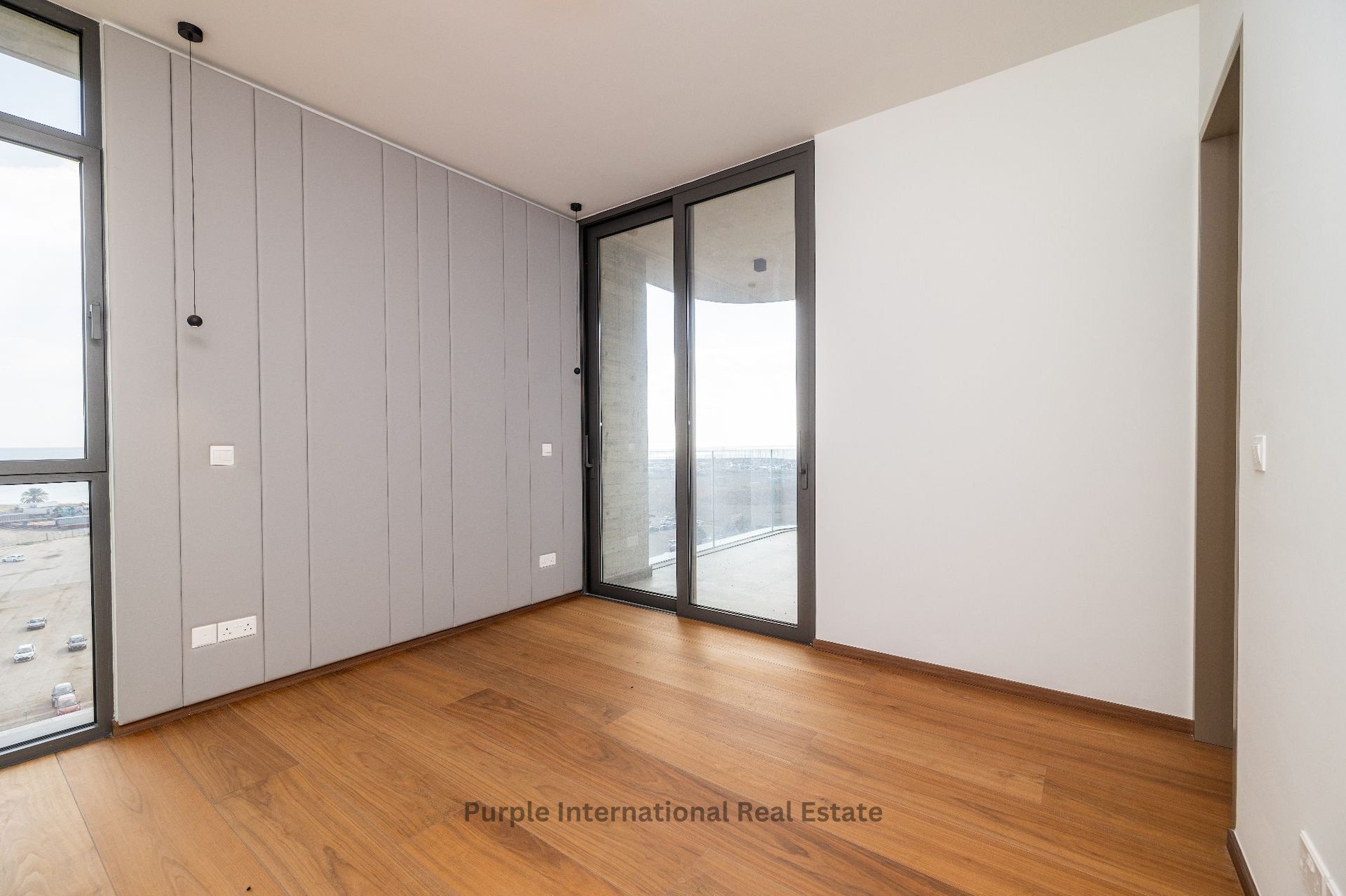 3 bedrooms Apartment in Larnaca, Larnaka, Cyprus No. 8439