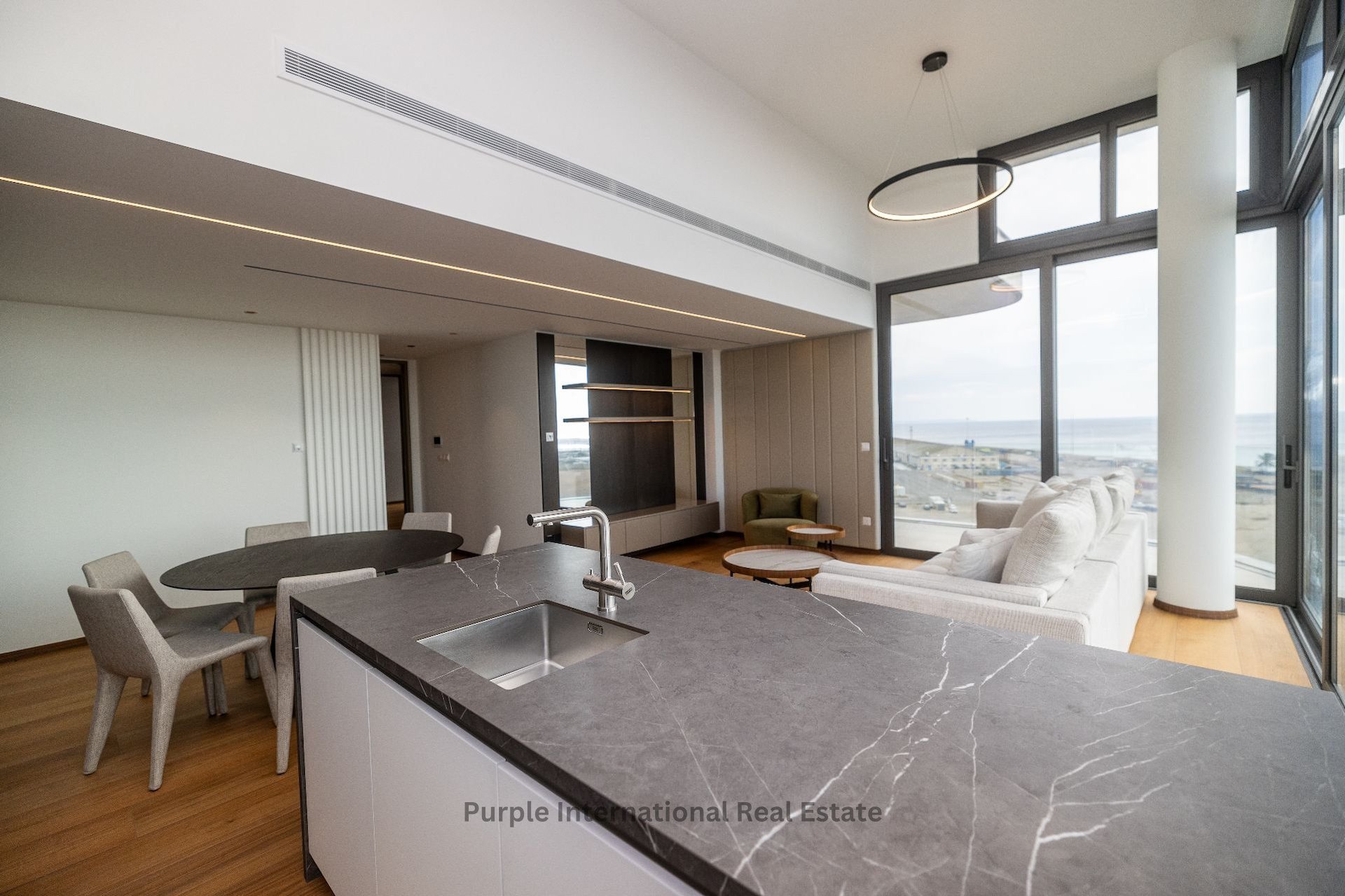 3 bedrooms Apartment in Larnaca, Larnaka, Cyprus No. 8439