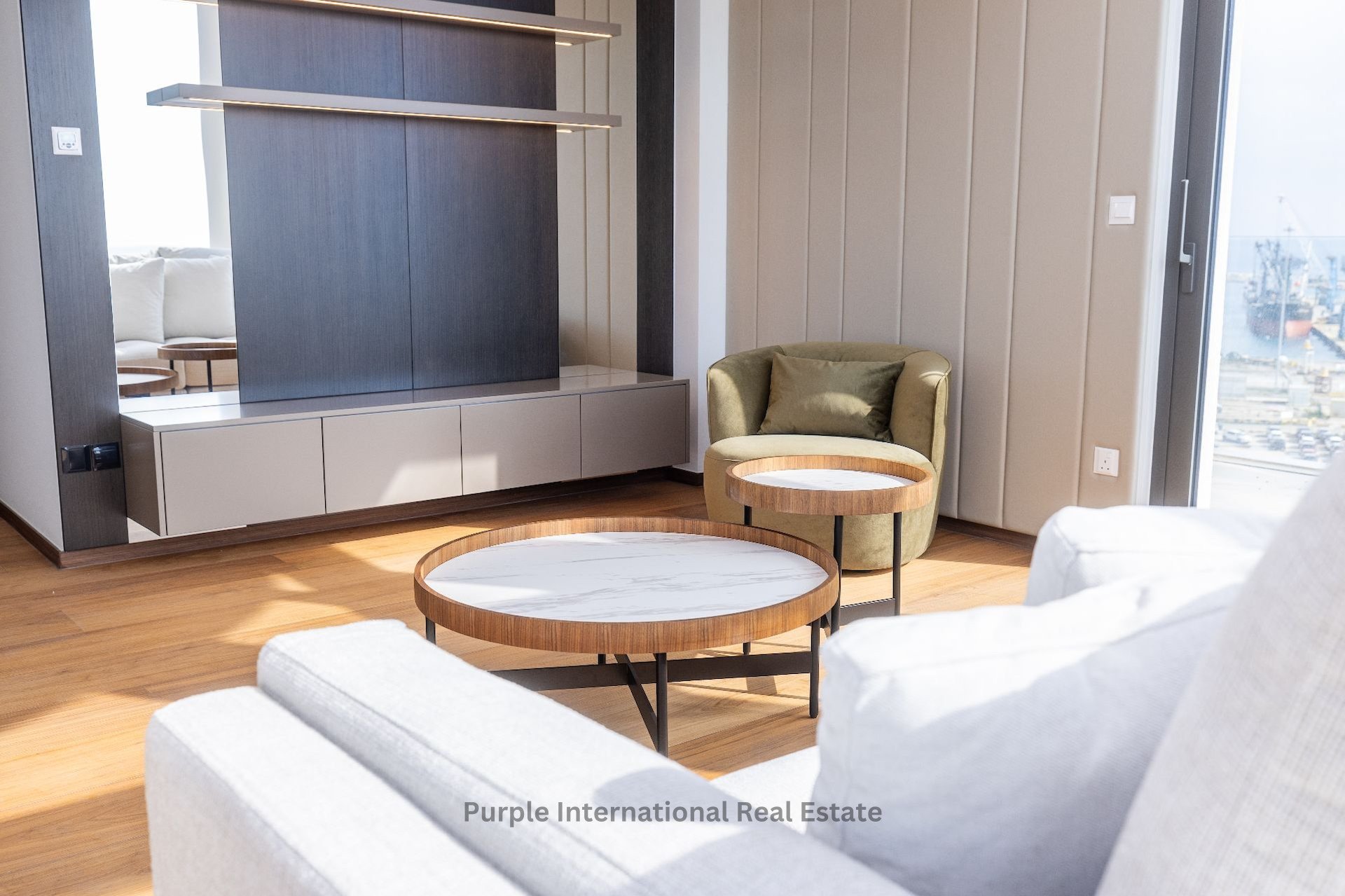 3 bedrooms Apartment in Larnaca, Larnaka, Cyprus No. 8439