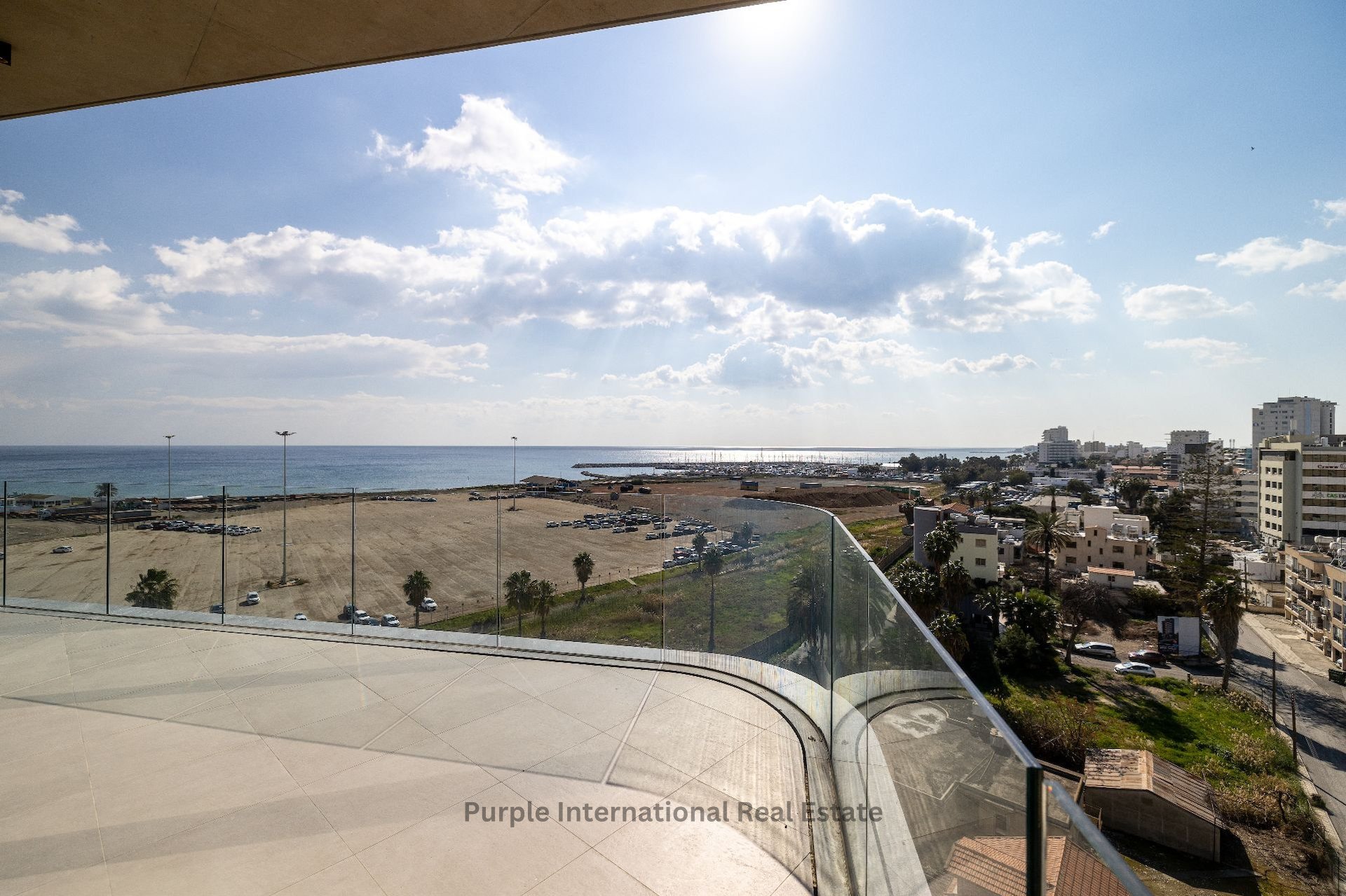 3 bedrooms Apartment in Larnaca, Larnaka, Cyprus No. 8439
