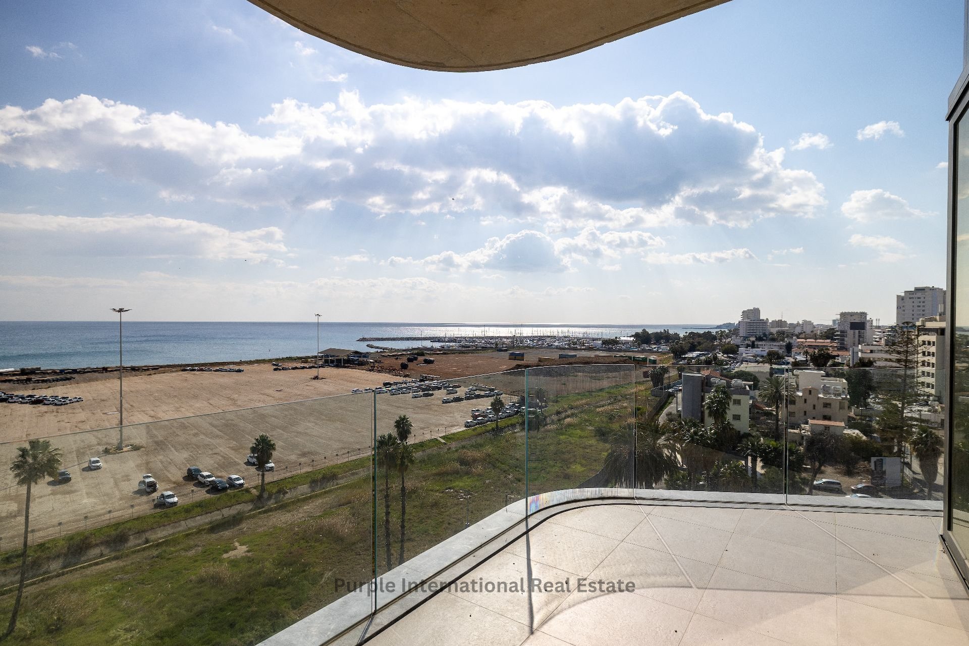 3 bedrooms Apartment in Larnaca, Larnaka, Cyprus No. 8439